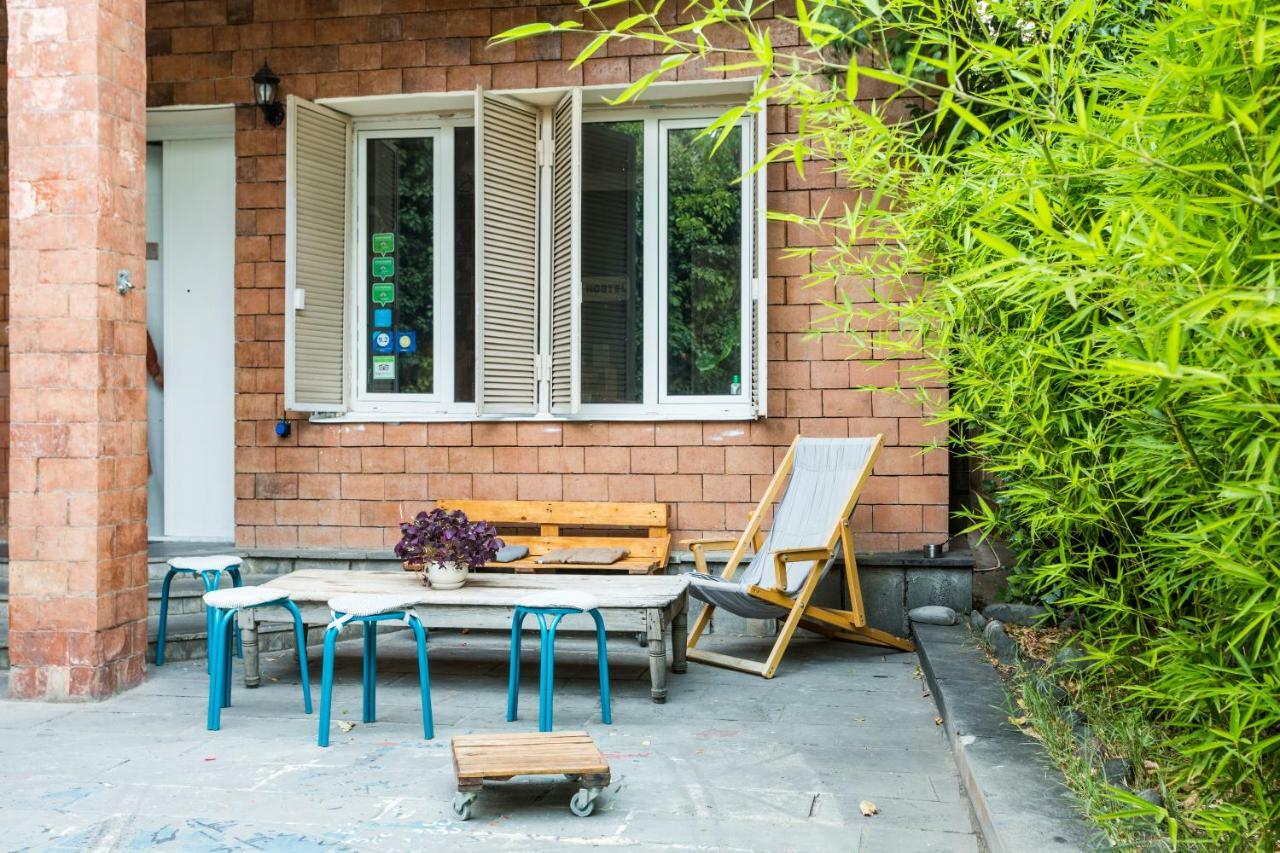 M42 Hostel Tbiliszi Kültér fotó