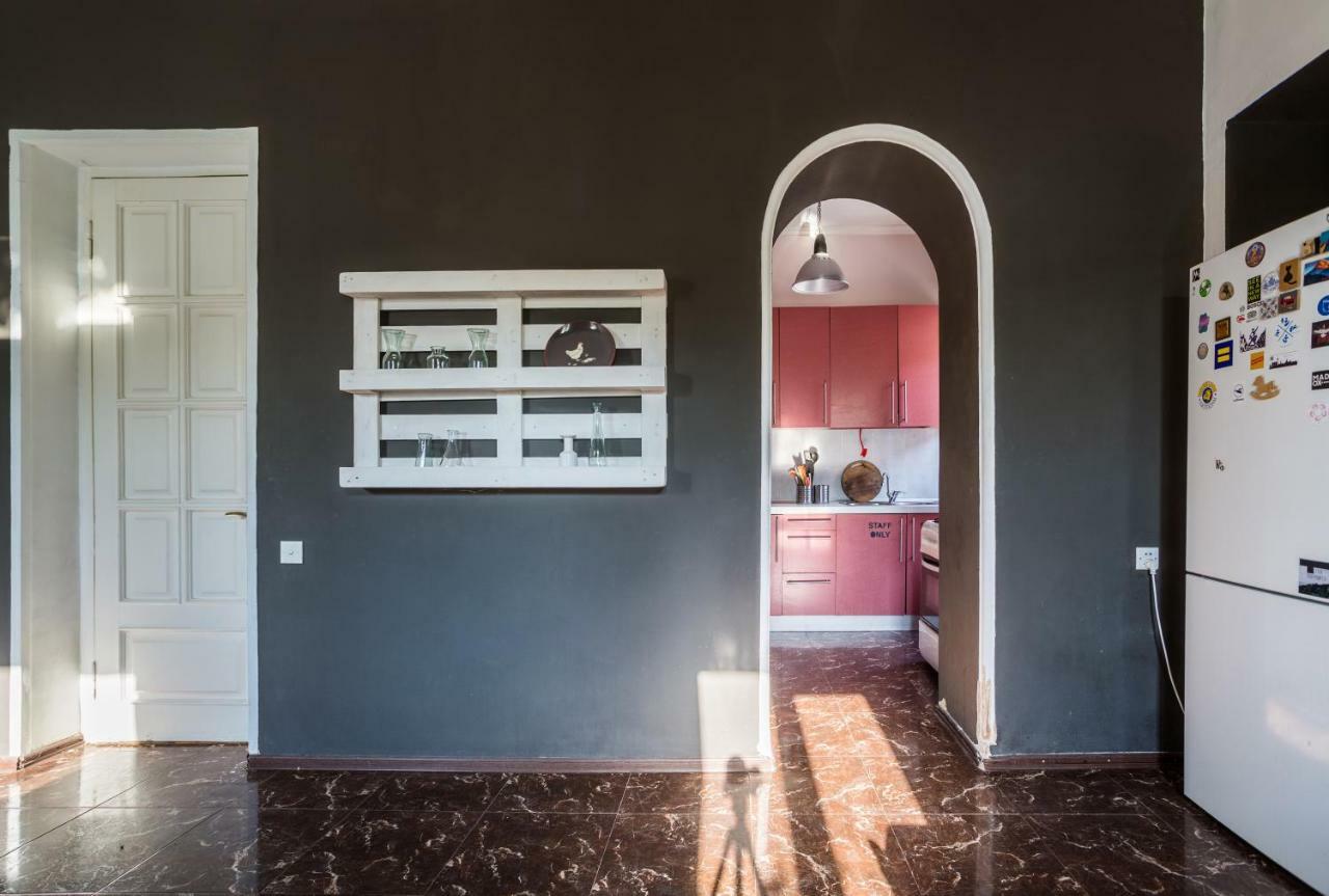 M42 Hostel Tbiliszi Kültér fotó